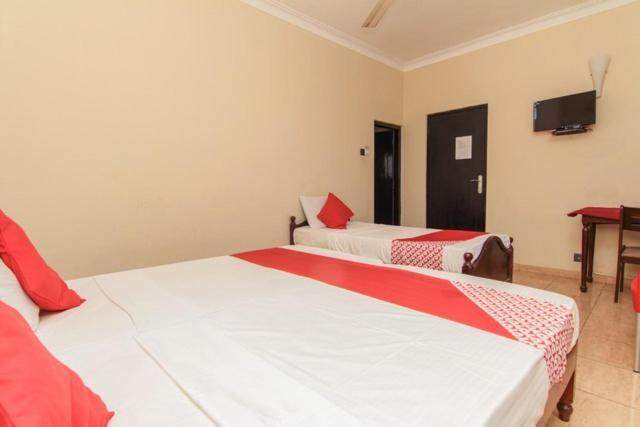 Eestee Rest Colombo Extérieur photo
