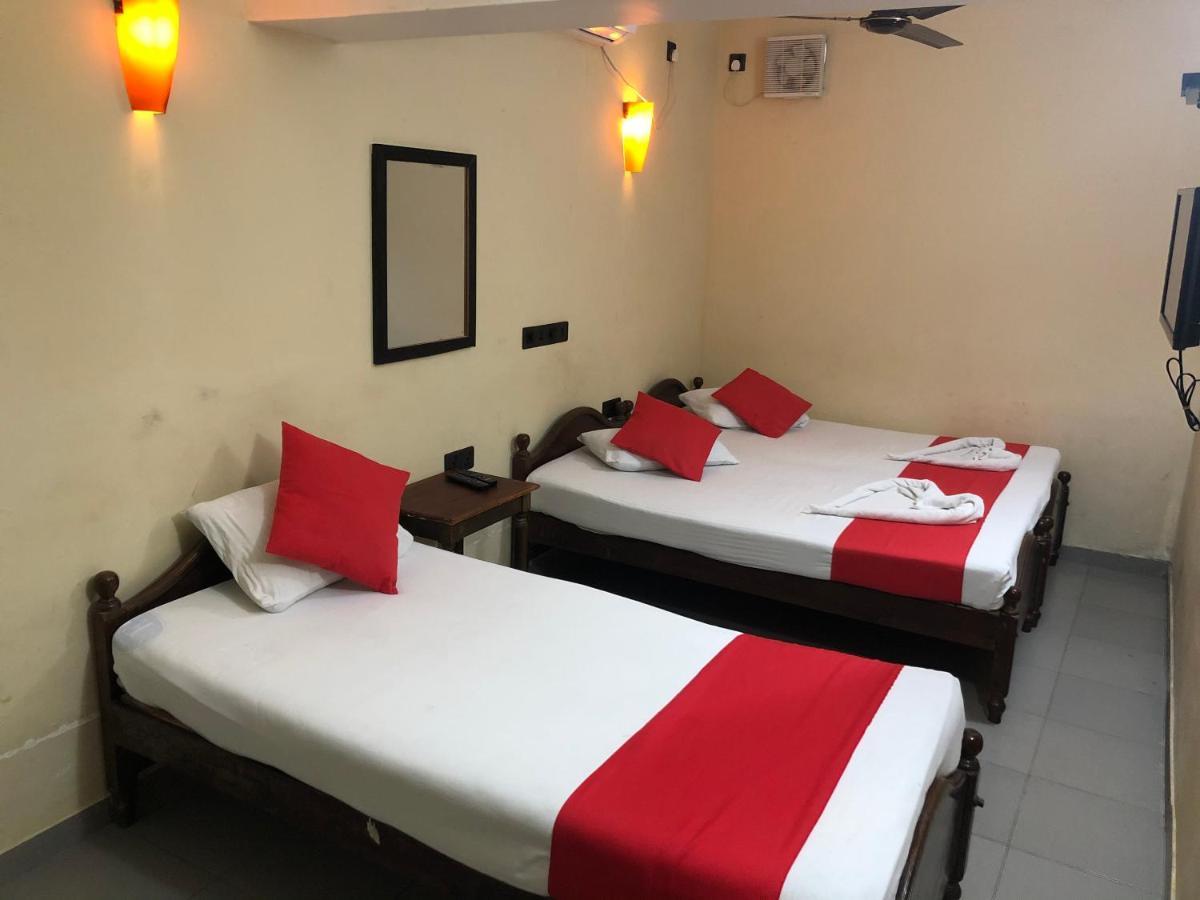 Eestee Rest Colombo Extérieur photo
